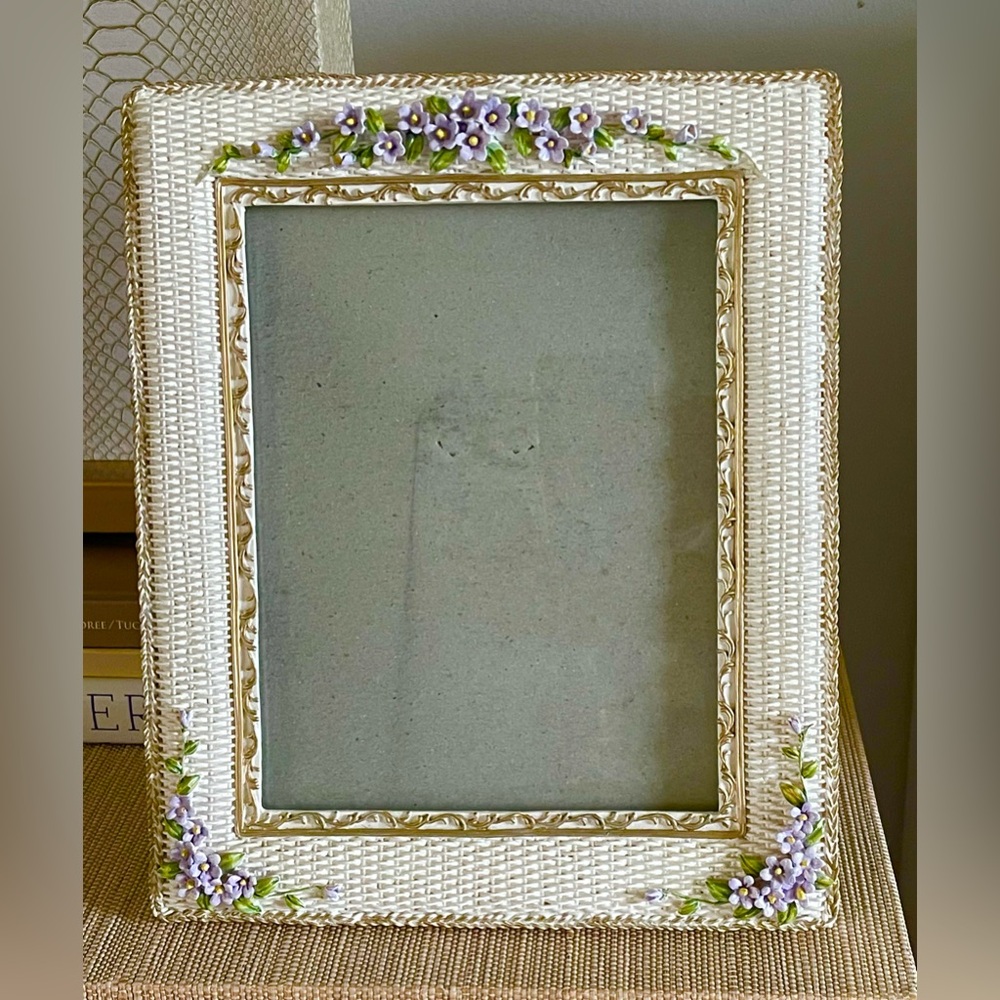 Vintage cottagecore frame
